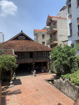 nhà cũ bán đất, trịnh công sơn, 178m2 x mt 10m, ngõ đẹp như phố, 2 thoáng, oto tránh, vỉa hè