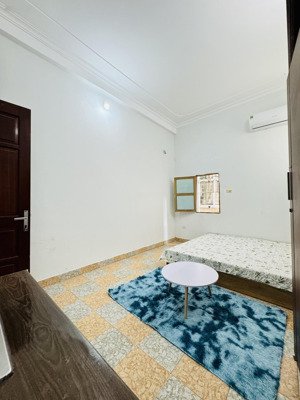 chính chủ cho thuê phòng ngõ 99 định công hạ hoàng mai điều hòa nóng lạnh tủ lạnh đầy đủ giá 2,9tr