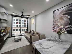 bán căn 2 ngủ full nội thất đẹp chung cư fpt plaza2 giá cực tốt