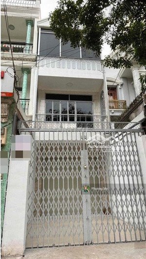 chỉ 100tr/m2 - bán gấp nhà hxh khu bàu cát - chợ bà hoa. dt: 4.6x21 (96m2) 4 tầng. chỉ 10.5 tỷ tl