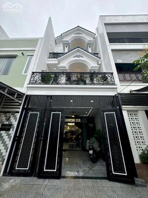 NHÀ MỚI 2 LẦU GẦN NGAY BỆNH VIỆN HOÀN MỸ THỦ DẦU MỘT BÌNH DƯƠNG