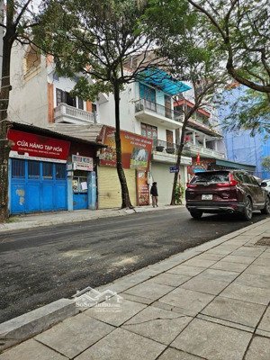 bán nhà mặt phố trịnh công sơn, 120m2 x mt 5m, 1 mặt phố 1 mặt ngõ, kinh doanh sầm uất