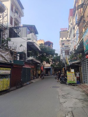 phố viên bắc từ liêm diện tích: 85m mặt tiền: 8.3m lô góc 2 mặt thoáng cực đẹp!