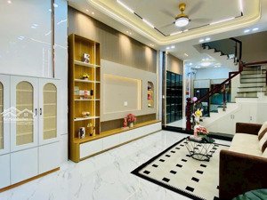 nhà đẹp 4 tầng | ngang khủng 8m | phòng ngủ tầng trệt | có garage ôtô trong nhà chỉ 8 tỷ 2