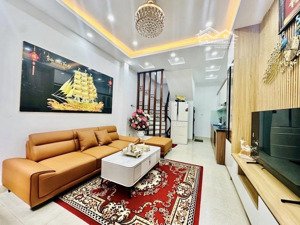 bán nhà vĩnh hưng, chính chủ, 35m2 x 5t, giá chỉ 5.8x tỷ 3pn, trước nhà rộng, ngõ ô tô, sđcc