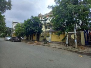 biệt thự căn góc! giảm giá sâu, đường bình lợi, p13, dt 18x18m, 4 tầng, 35.5 tỷ (tl)