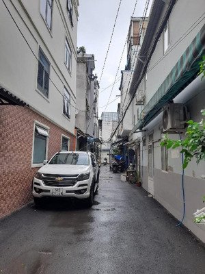 chủ cực gấp bán - lấy vốn kinh doanh - nhỉnh 5 tỷ dt : 4 x13 hẻm xe hơi thông nhà đẹp th