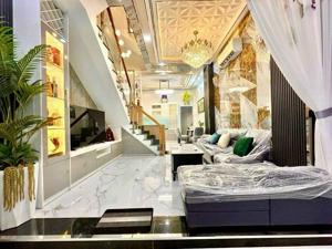 bán nhà hẻm xe hơi vip 315 đường lê văn sỹ phường 13 quận 3, dt: 4x16m, 3 lầu st, giá 15.7 tỷ