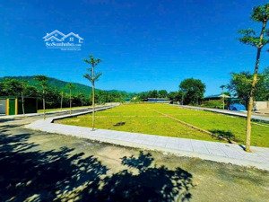 chỉ 22 triệu/m2 diện tích 100m2 đất phú cát mới cnc hoà lạc, cách đường 80m mở rộng chỉ 1.5km,