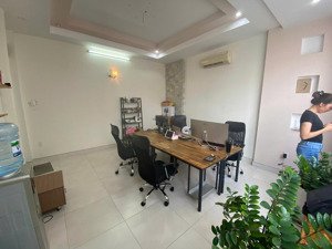 mặt bằng 25m2 toilet riêng biệt cho thuê chỉ 6.5tr/tháng tại đường lý thường kiệt, quận 10