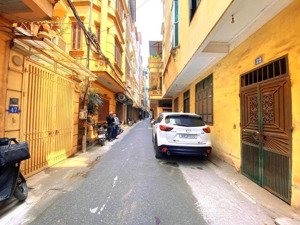 xuân thuỷ- 65m x 5 tầng, mt 8,3m - ngõ thông - ô tô tránh - tặng nội thất - ở ngay - giá 23.8 tỷ