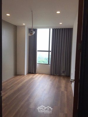 cho thuê căn hộ garden gate, 112m2, 3 phòng ngủ, nt cơ bản, view công viên, giá 22tr/th, 