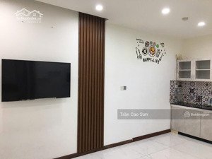 cho thuê cc vạn đô,quận 4, hcm 70m2, 2pn nhà trống ,giá ưu đãi 10,5 triệu,lh sơn