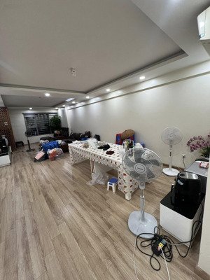 cho thuê cc tại imperial plaza 360 giải phóng , 17 triệu vnd, 120m2, 3pn, 2wc,full nội thất, có bớt