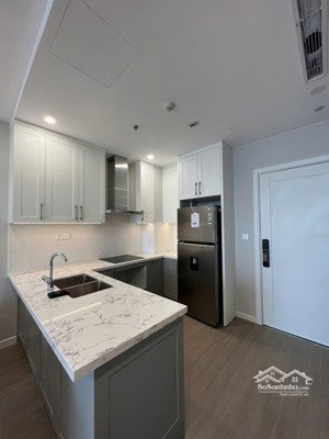 duy nhất!cho thuê chung cư star tower - cầu giấy. 135m2 - 3 ngủ - đủ đồ, giá 21 triệu, 