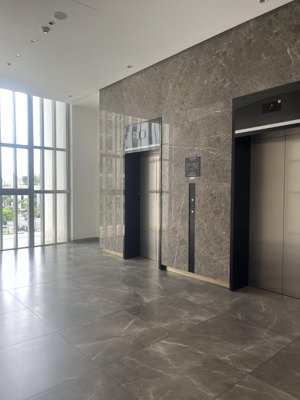 cho thuê office-tel m7 pmh, q7 70m | trệt + lửng | ban công thoáng ở & làm văn phòng