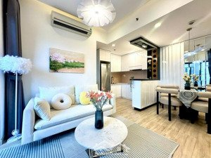 thiện chí bán 2pn masteri thảo điền full nt đẹp như hình