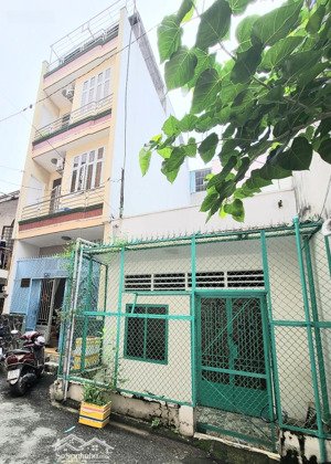 bán nhà hẻm 4m đường trường chinh,tân bình,dt4,3x13m,2tầng,2pn,giá 6,2tỷ.