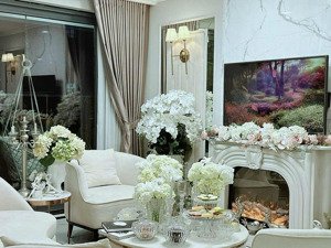 chủ gửi bán căn hộ tại diamond flower ban công đông nam tầng trung 127m2 3pn 2vs giá 9.9 tỷ