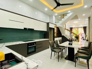 hẻm xe hơi điện biên phủ, phường 1, quận 3, dt: 4,2x18m, 2 tầng, giá 14 tỷ