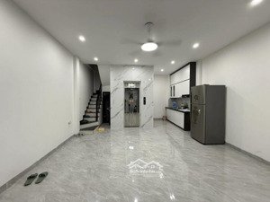 bán nhà riêng hoàng hoa thám - dt 39m2 - 6 tầng - mặt tiền 4.7m - có thang máy - ở ngay - chỉ 12 tỷ