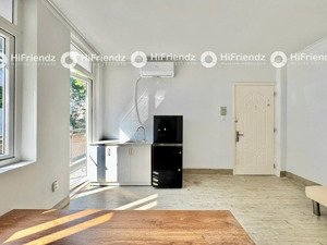 phòng ban công giá sinh viên - 24m2 full tiện nghi mới - đẹp như ảnh - gần tttm vạn hạnh mall q10