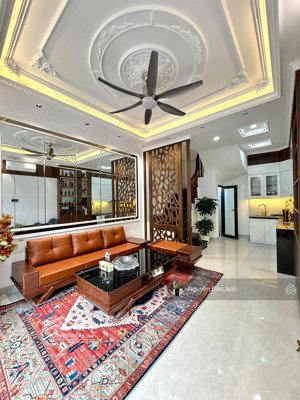 chính chủ! bán gấp nhà riêng 5 tầng lô góc cuối đường bà triệu, hà trì - dt: 36m2 ngay chợ hà đông