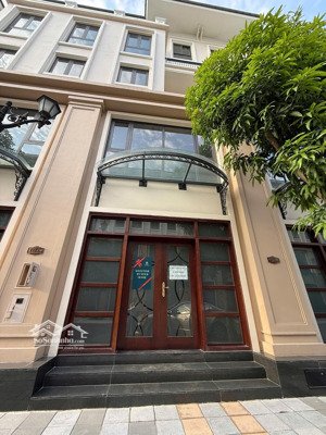 cho thuê nhà lk vh ocp 3 (khu vịnh tây)