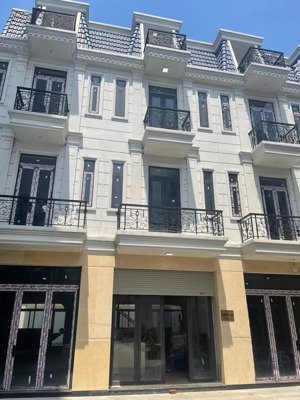 siêu phẩm biệt thự phân lô vip ttrịnh đình trọng tân phú 54m2 giá chỉ 9,95 tỷ #95138