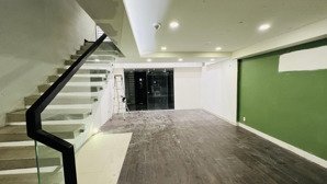 nhà ngang 6m 3 lầu mặt tiền nguyễn đình chính, p11, phú nhuận. giá 30 triệu