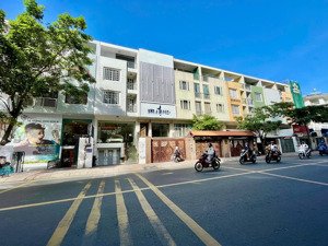 cần bán nhà phú nhuận, nhà 1 hầm + 4 tầng mặt tiền đường phổ quang, giá bán 24 tỷ