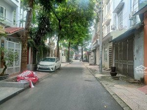 cầu giấy, phân lô, ô tô tránh, vỉa hè, 80m, 23.9 tỷ, 