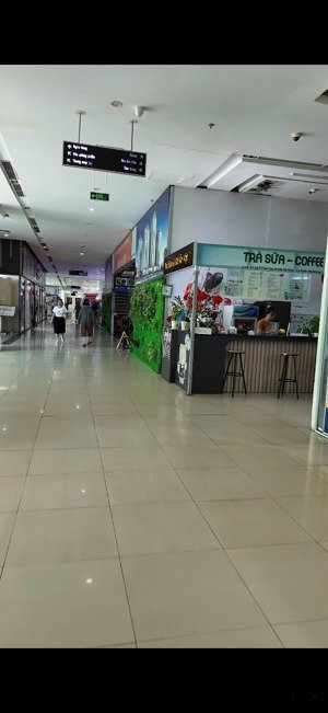 bán sàn thương mại chân đế chung cư giá từ 55tr/m2 tầng 1, mặt thang máy