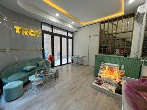 hàng hiếm q10 - hxh góc 2mt - ngang 5m - chỉ 11 tỷ hơn - 3 tầng