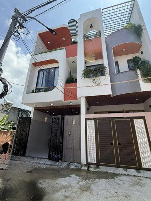 chủ gửi bán nhà kiệt 408 tôn đức thắng hòa minh liên chiểu đà nẵng.