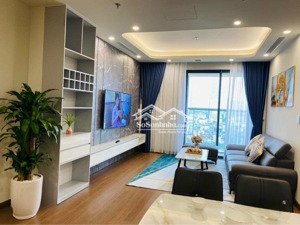 cho thuê discovery complex, 100m2 , 2ngủ, full đồ , có slot ô tô. lh o.942.00/6856