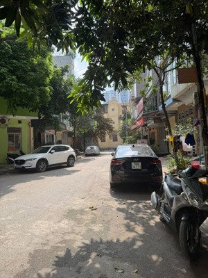 phân lô tđc mới phú diễn bán nhà 5 tầng 40m2 13 tỷ