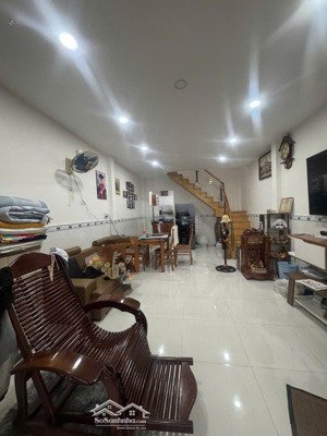 hẻm ô tô bán nhà riêng tại hiệp tân, tân phú, 4,6 tỷ, 48m2, view đẹp, giá tốt