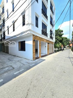 nhà yên bệ,5 tầng,45m2 giá 7,4 tỷ