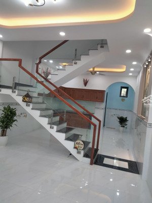 hẻm xe hơi 5m thông 53m 2 tầng tân kỳ tân quý tân phú giá 4.9 tỷ