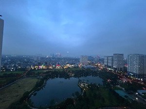 chính chủ cần bán căn cc 87m2 toà n01-t5 ngoại giao đoàn, tầng trung, view hồ