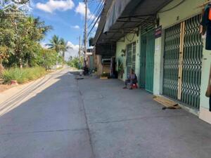 Dãy trọ 13 phòng , thu nhập ổn định ở xã Tân Bửu, Bến Lức dt 375m2 giá 12 tỷ