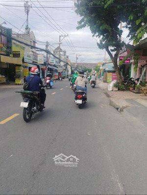 cực hiếm! nhà mtkd đường nam hòa phước long a, 116m2, ngay ga metro, ngã tư mk. chỉ 10 tỷ