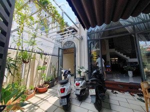 cơ hội sở hữu biệt thự sang trọng tại bình trưng đông, quận 2 120m2 chỉ 8.9 tỷ!