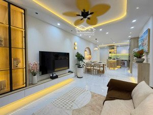 bán căn hộ sky garden 3, 6,68 tỷ, 74 m2, 3pn, 2wc, tân phong, quận 7, hcm chỉ với giá siêu hời