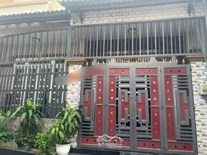 ngang 8m - công nhận 4 tầng - hxh vào nhà - ngay đầu đường mã lò - khu phố văn hoá