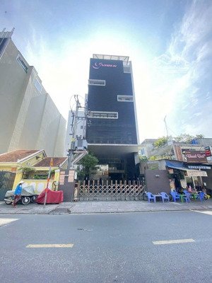 bán nhà mặt tiền đường khu đinh tiên hoàng. dt 875m2 (25 x 35m), 5 tầng. giá 225 tỷ tl - tin thật