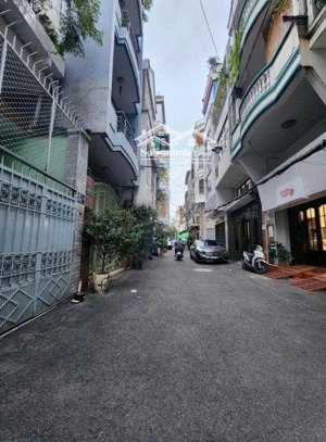 hẻm xe hơi 16 nguyễn thiện thuật quận 3 - 5 tầng btct - 37m2 ngang 3.5m.