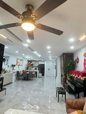 cc new skyline - văn quán - căn góc 3 ngủ - view hồ xịn sò - 136m.