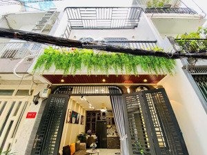 cần bán gấp căn nhà đường hồ văn huê, p.9, q. pn, 2tỷ 340, 80m2, có hđ thuê 25tr/th, hoàn công đủ.